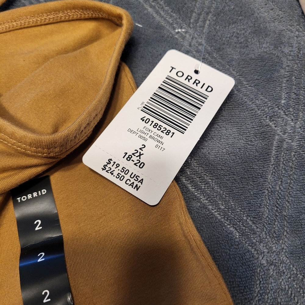 Tan cami - Picture 3 of 3